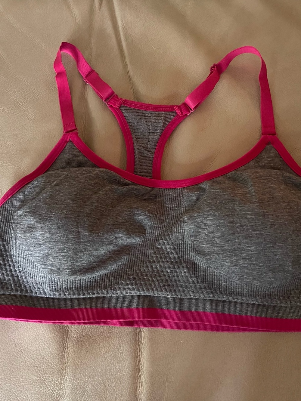 Heather Gray & Hot Pink Seamless Racerback Sports Bra